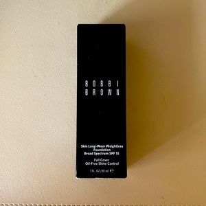Bobbi Brown skin long-wear weightless foundation NIB never opened. Cool Ivory